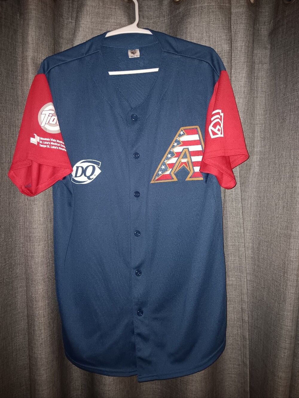 Arizona Diamondbacks Baseball Jersey Mens Medium Red, White & Blue